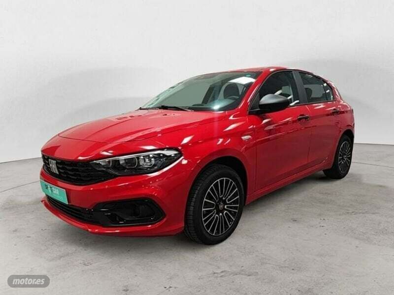 Rojo Usado 2023 Fiat Tipo Berlina | 20.900 € - Imagen 1/4