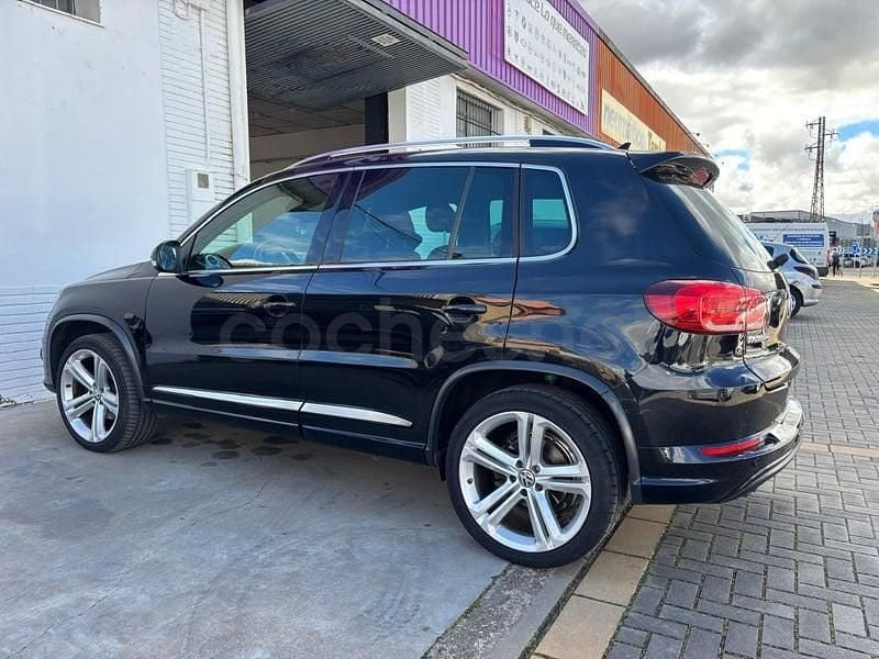 Usado VW Tiguan R-line 184 HP (135 kW) 2016 Preto SUV