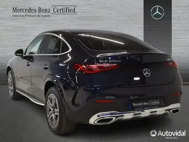 Usado Mercedes GLC300de 333 CV (244 kW) 2024 Azul náutico