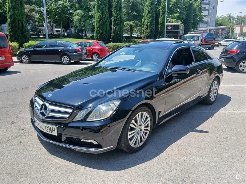 Usado Mercedes E350 231 CV (169 kW) 2009 Negro Coupe