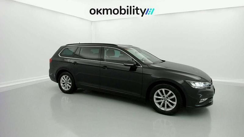 Usado VW Passat Executive 150 CV (110 kW) 2021 Negro Berlina