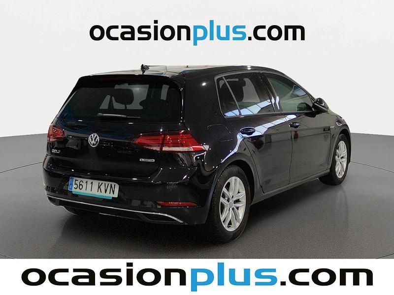 Usado VW Golf VII Advance 131 CV (96 kW) 2019 Negro Utilitario