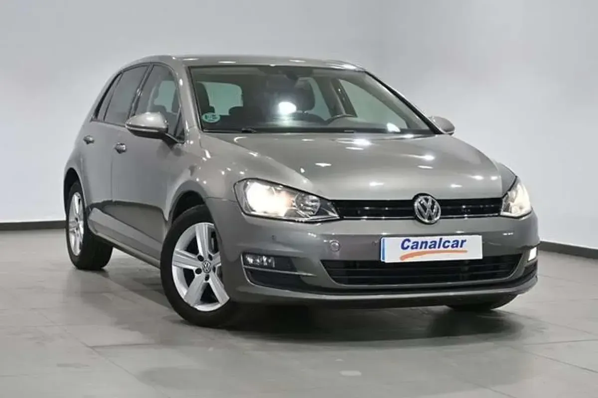 Usado VW Golf VII Advance 150 CV (110 kW) 2016 Gris Utilitario