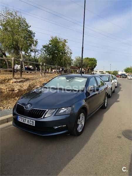 Azul Usado 2017 Skoda Octavia Ambition Berlina | 10.150 € (Precio justo) - Imagen 1/4