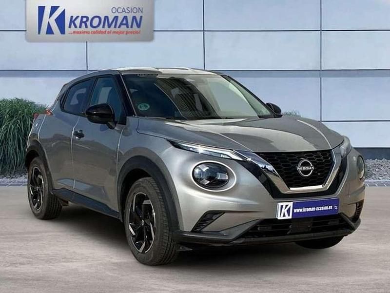 Usado Nissan Juke Acenta 114 CV (83 kW) 2025 Plateado SUV