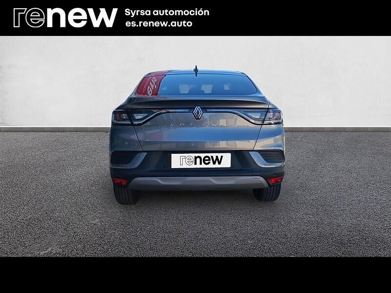 Usado Renault Arkana Evolution 140 CV (102 kW) 2025 Gris SUV