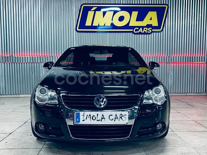 Usado VW Eos 140 CV (102 kW) 2008 Negro Descapotable