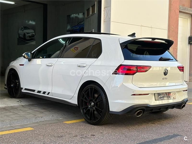 Usado VW Golf VII GTI Clubsport 301 CV (221 kW) 2021 Blanco Utilitario