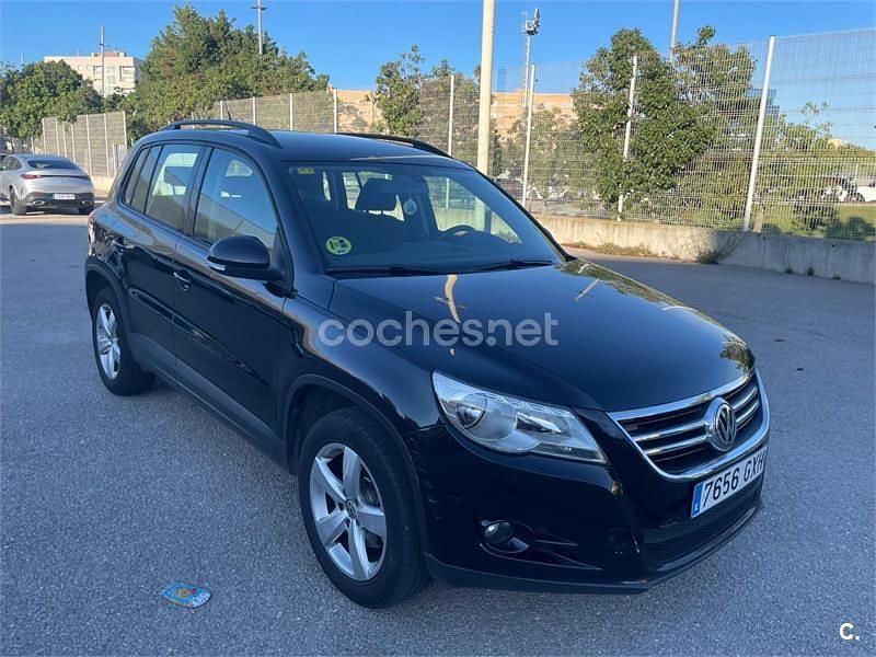 Negro Usado 2010 VW Tiguan Advance SUV | 10.400 € (Super precio) - Imagen 1/4