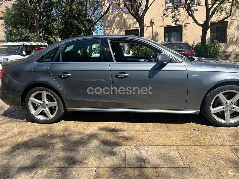 Usado Audi A4 S-Line 150 CV (110 kW) 2015 Gris / plata Berlina