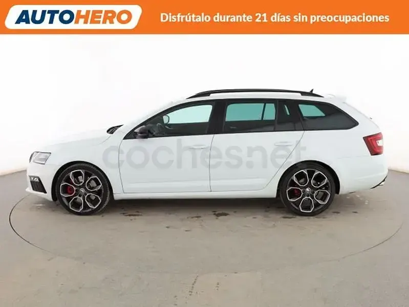 Usado Skoda Octavia RS 230 CV (169 kW) 2018 Blanco Familiar