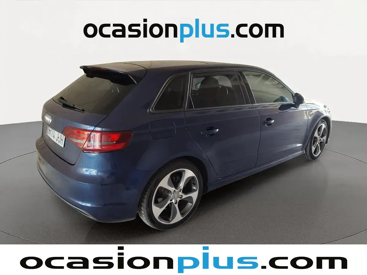 Usado Audi A3 Sportback S-Line 110 CV (80 kW) 2015 Azul Utilitario
