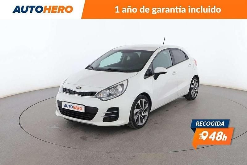 Blanco Usado 2017 Kia Rio Berlina | 10.199 € (Precio justo) - Imagen 1/4