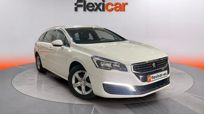 Usado Peugeot 508 SW Active 120 CV (88 kW) 2016 Blanco Familiar