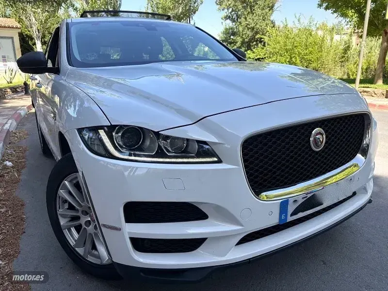 Usado Jaguar F-Pace 180 CV (132 kW) 2017 Blanco SUV