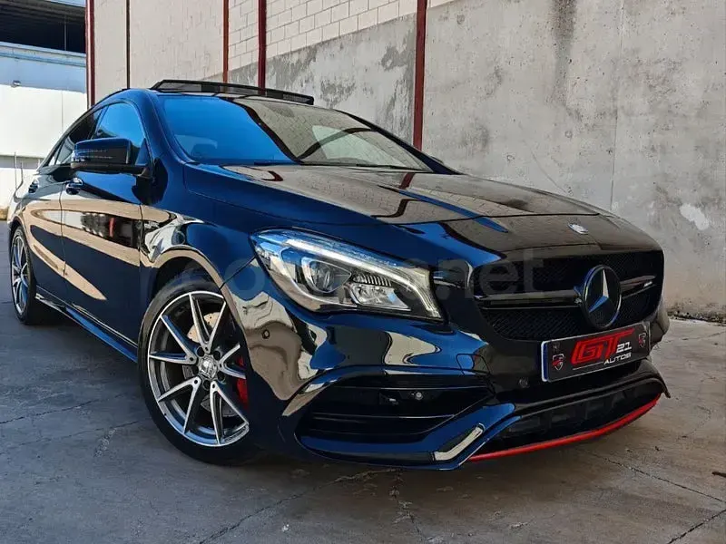 Usado Mercedes CLA45 AMG 381 CV (280 kW) 2018 Negro Coupe