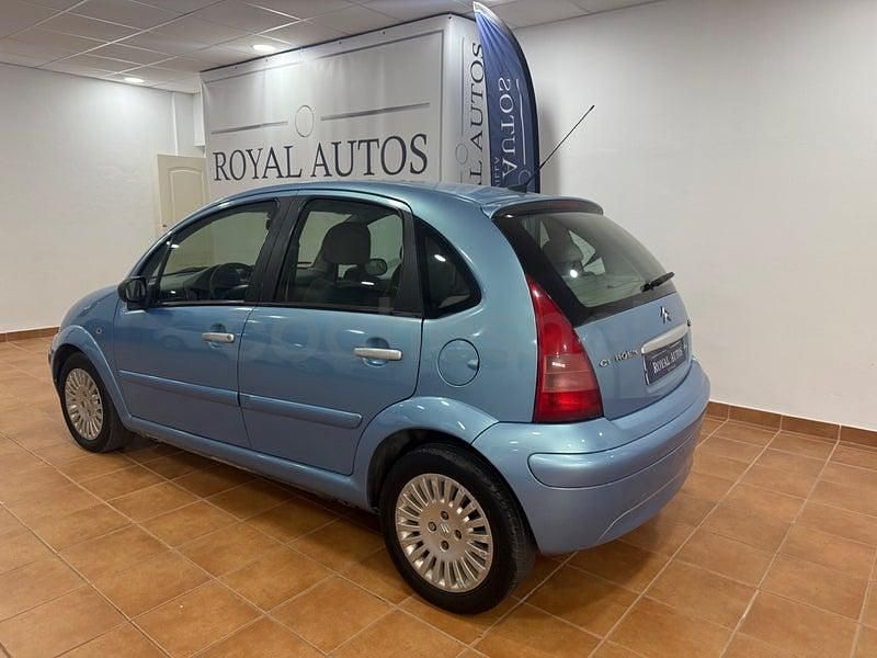Usado Citroën C3 70 CV (51 kW) 2003 Azul Berlina