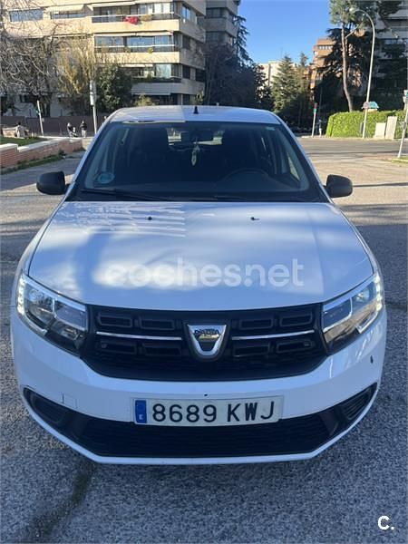 Usado Dacia Sandero Essentiel 73 CV (53 kW) 2019 Blanco Berlina