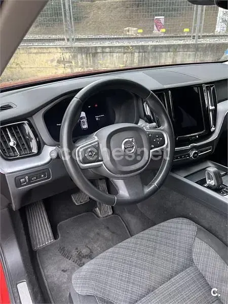 Usado Volvo XC60 Inscription 340 CV (250 kW) 2021 Rojo SUV