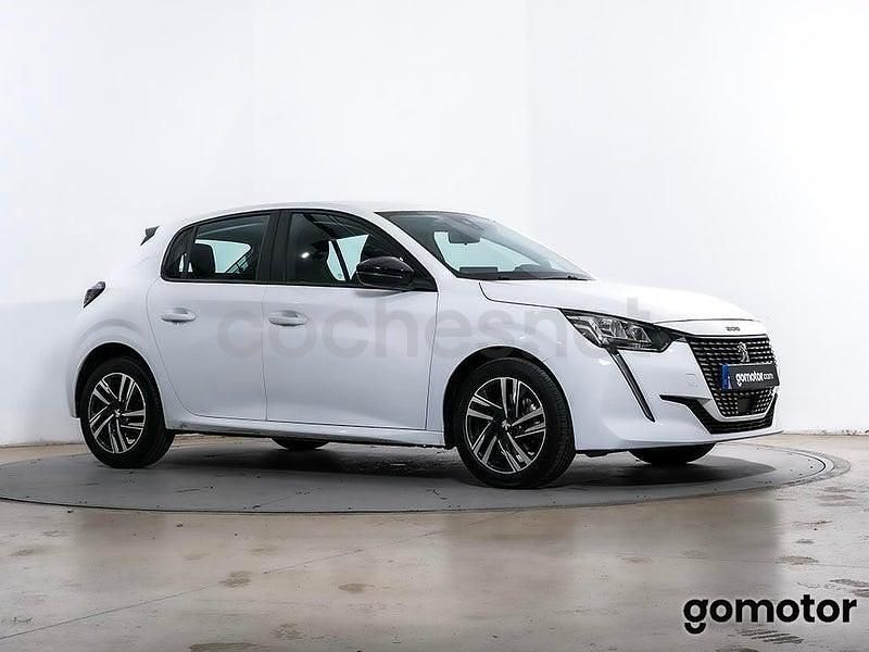 Usado Peugeot 208 Active 100 CV (73 kW) 2023 Blanco Utilitario