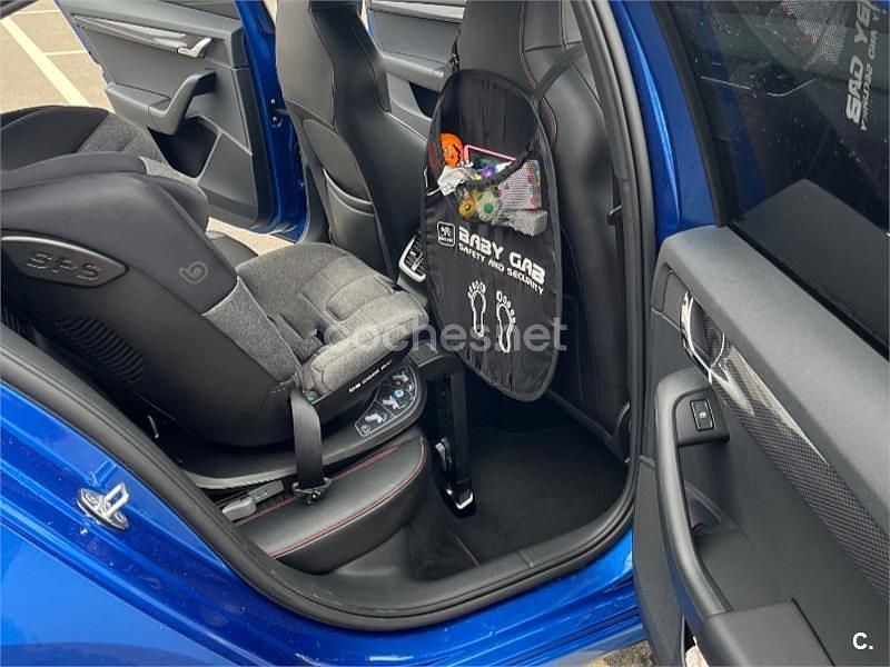 Usado Skoda Octavia RS 184 CV (135 kW) 2016 Azul Utilitario