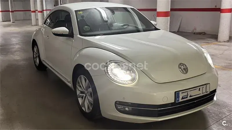 Usado VW Beetle Design 105 CV (77 kW) 2013 Blanco Utilitario