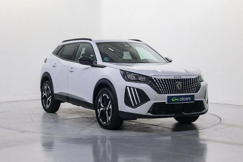Usado Peugeot 2008 Allure 136 CV (100 kW) 2025 Blanco SUV