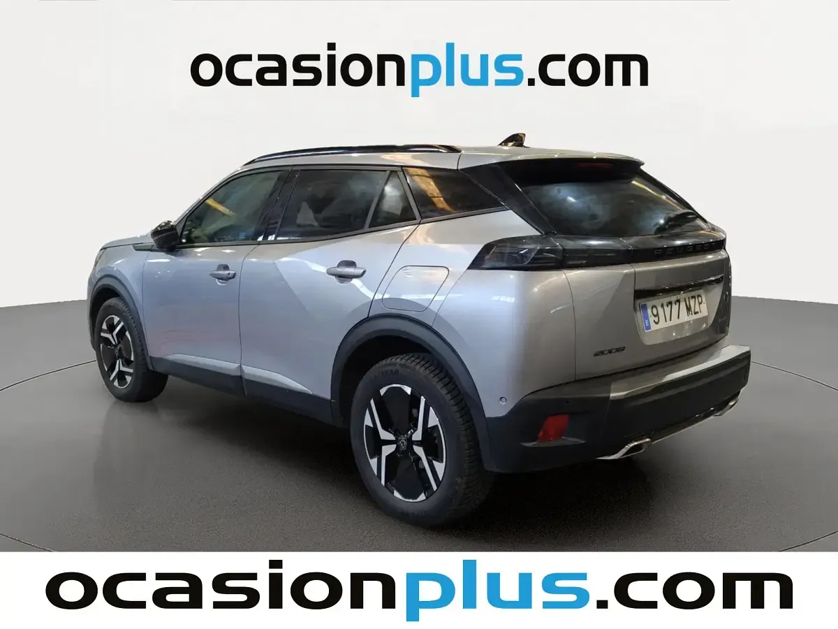 Usado Peugeot 2008 Allure 145 CV (106 kW) 2025 Gris SUV
