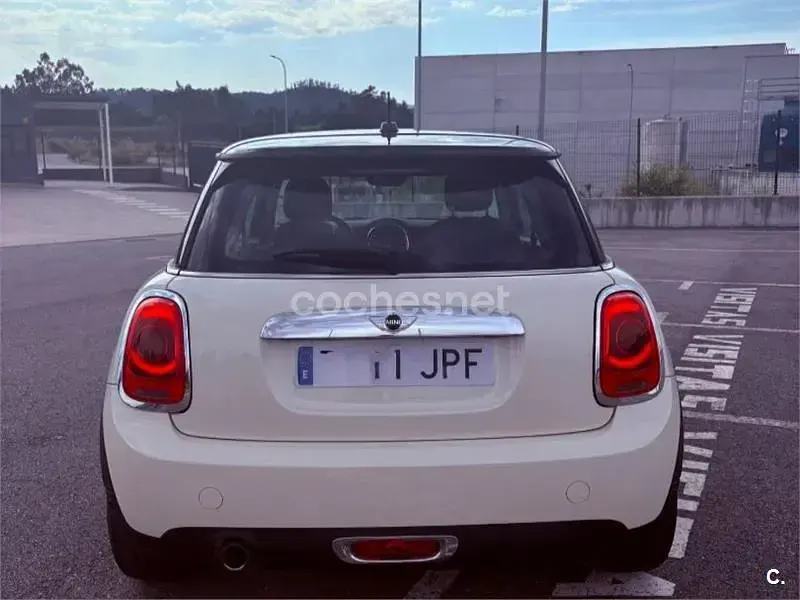 Usado Mini Cooper 136 CV (100 kW) 2016 Blanco Utilitario