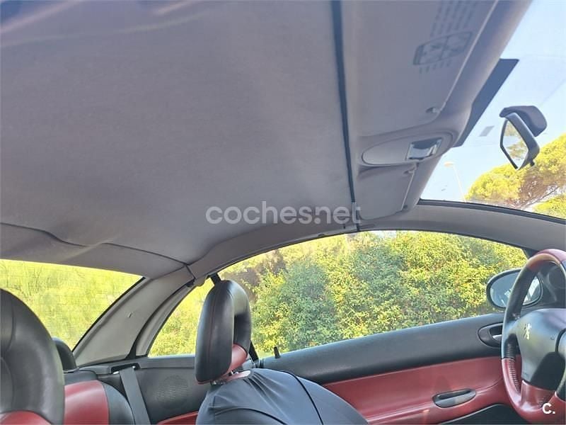 Gris / plata Usado 2003 Peugeot 206 CC Descapotable | 2800 € (Precio justo) - Imagen 1/4