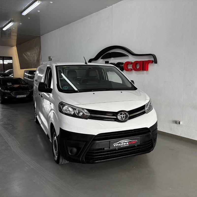 Usado Toyota Proace Business Edition 102 CV (75 kW) 2020 Blanco Monovolumen