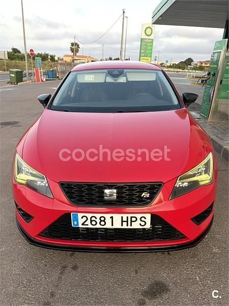 Usado Seat Leon FR 180 CV (132 kW) 2013 Rojo Berlina