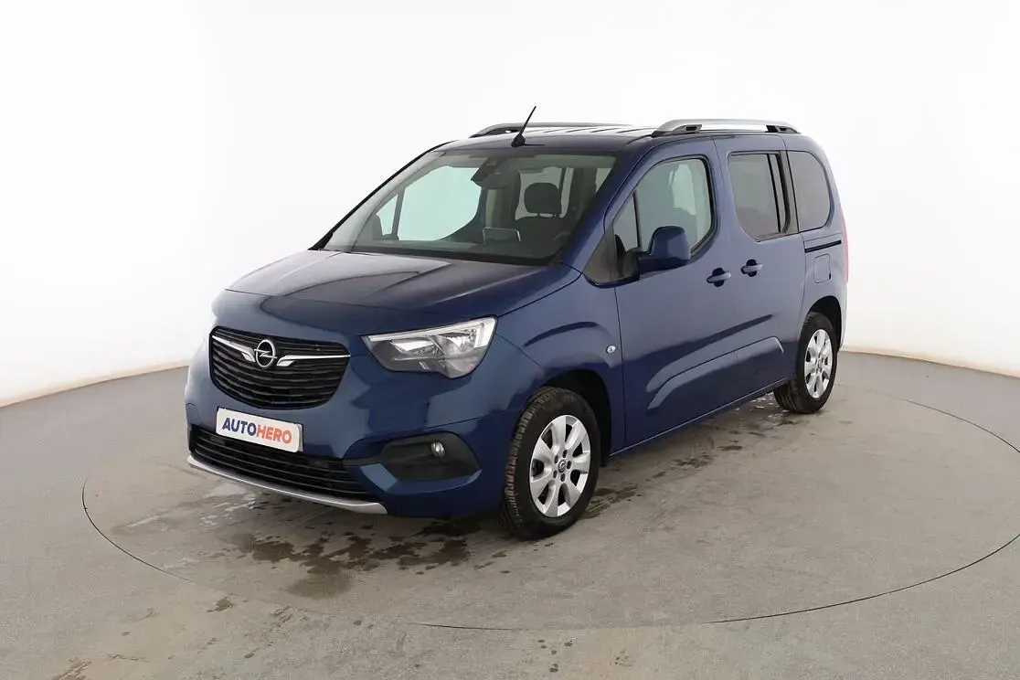 Usado Opel Combo Life Innovation 102 CV (75 kW) 2020 Monovolumen