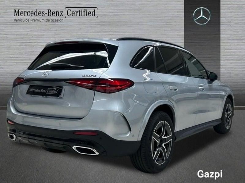 Usado Mercedes GLC300e AMG line 333 CV (244 kW) 2025 Plata hightech SUV