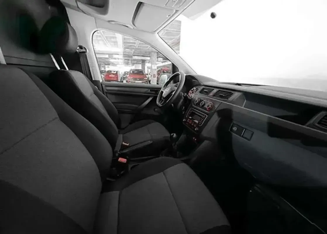 Usado VW Caddy Pro 75 CV (55 kW) 2020 Blanco Monovolumen