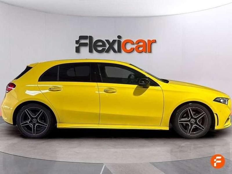 Usado Mercedes A220 150 CV (110 kW) 2020 Amarillo Berlina
