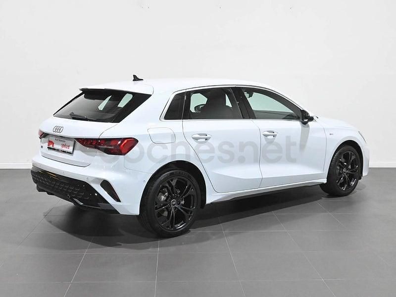 Usado Audi A3 S-Line 204 CV (150 kW) 2025 Blanco Berlina