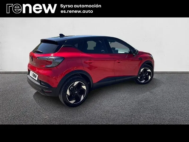 Usado Renault Captur Techno 100 CV (73 kW) 2025 Rojo SUV