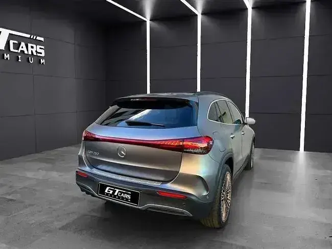 Usado Mercedes EQB250 139 kW (190 CV) 2022 Gris SUV
