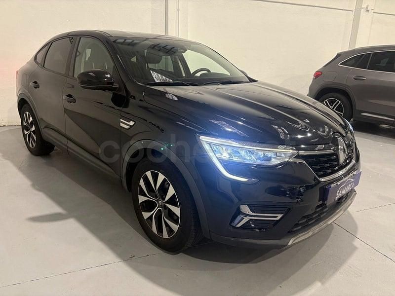 Usado Renault Arkana Equilibre 145 CV (106 kW) 2022 Negro SUV