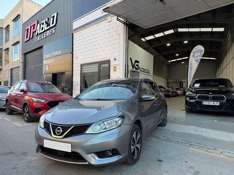 Usado Nissan Pulsar Acenta 115 CV (84 kW) 2018 Gris / plata Utilitario