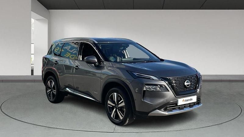 Usado Nissan X-Trail Tekna 213 CV (156 kW) 2022 Gris SUV
