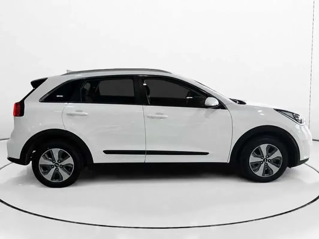 Usado Kia Niro 141 CV (103 kW) 2018 Blanco SUV