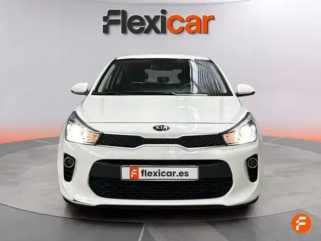 Usado Kia Rio 84 CV (61 kW) 2018 Blanco