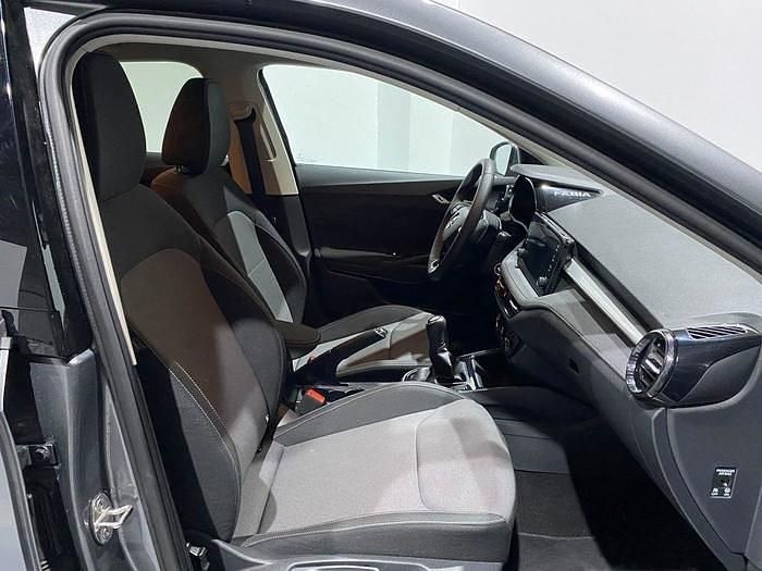 Usado Skoda Fabia Selection 115 CV (84 kW) 2024 Gris Berlina