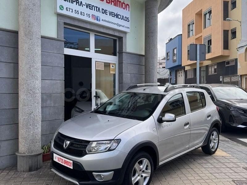 Usado Dacia Sandero Stepway 90 CV (66 kW) 2016 Gris / plata Berlina