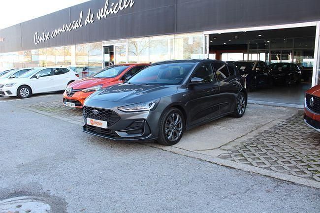Usado Ford Focus ST-Line 156 CV (114 kW) 2023 Gris Berlina