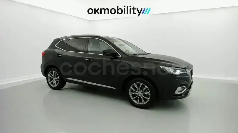 Begagnad MG HS Luxury 162 HK (119 kW) 2023 Svart SUV
