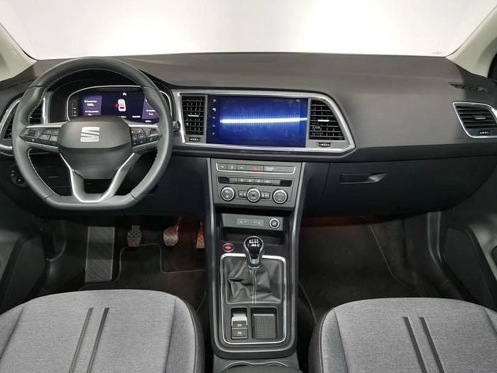 Usado Seat Ateca Style 150 CV (110 kW) 2025 Gris SUV