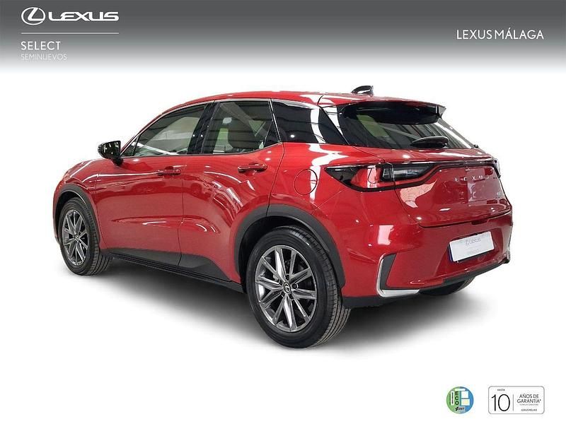 Usado Lexus LBX 137 CV (100 kW) 2024 Rojo SUV